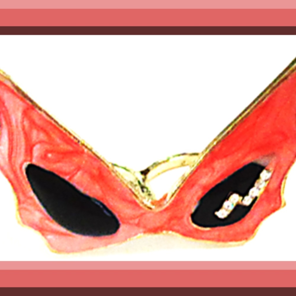 Pink & Black Double Finger Mask Design Ring